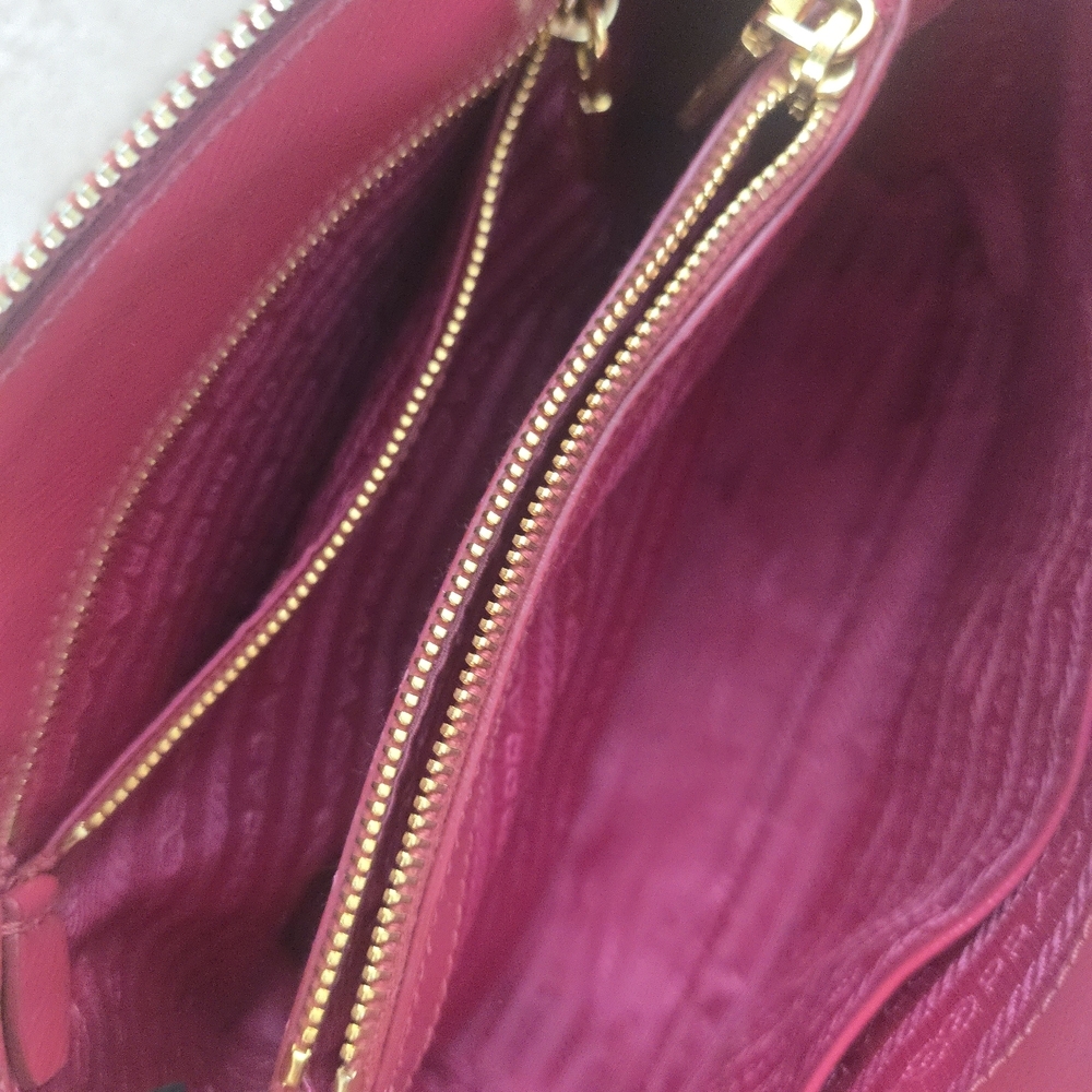 PRADA Promenade Small Saffiano Vernice Bag – Peonia Pink - Picture 16 of 17
